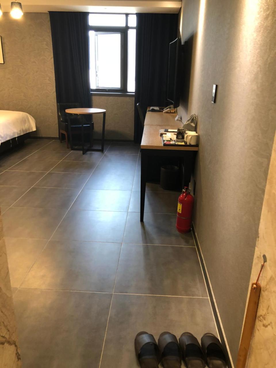 Royal Hotel Jeongeup Bagian luar foto